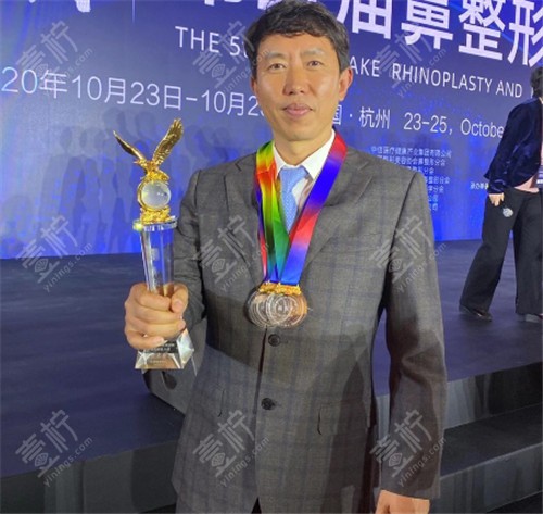 何栋良获奖照片