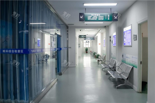 郑州博爱眼耳鼻喉医院走廊环境