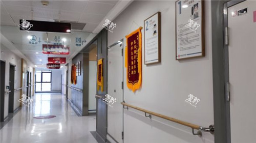 重庆松山医院走廊环境照片 重庆松山医院走廊环境照片