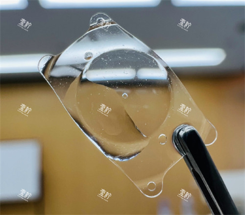 龙晶晶体示意图