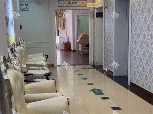 武汉五洲整形沙发区 武汉五洲整形沙发区