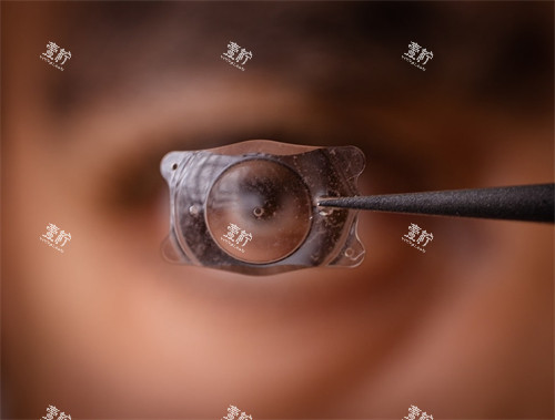 ICL晶体示意图 ICL晶体示意图