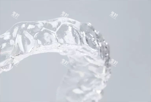 隐形矫正模型展示.png