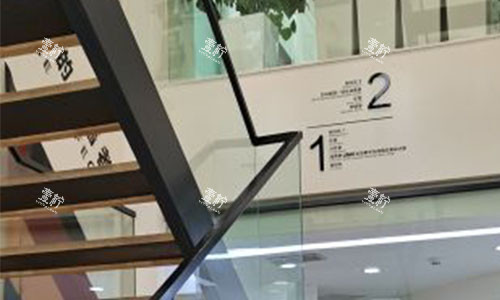 北京海德堡口腔的走廊.jpg