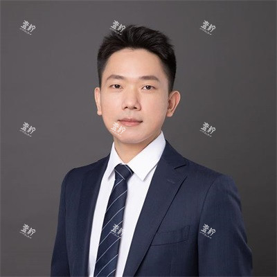 上海伯思立医疗美容门诊部倪锋医生.jpg 上海伯思立医疗美容门诊部倪锋医生.jpg