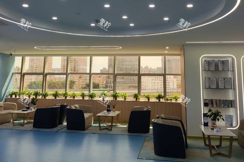 泉州美特尔口腔医院(丰泽店)等候区图.jpg 泉州美特尔口腔医院(丰泽店)等候区图.jpg