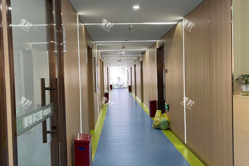 泉州美特尔口腔医院(丰泽店)治疗区图.jpg 泉州美特尔口腔医院(丰泽店)治疗区图.jpg