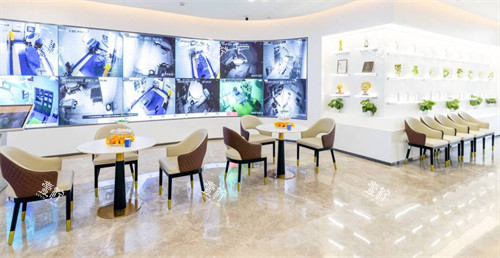 成都雍禾植发手术透明化展示.jpg