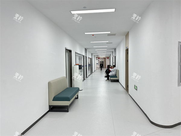 昆明团圆口腔走廊环境展示图.jpg