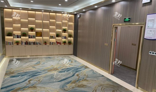 西安碧莲盛植发大厅.jpg