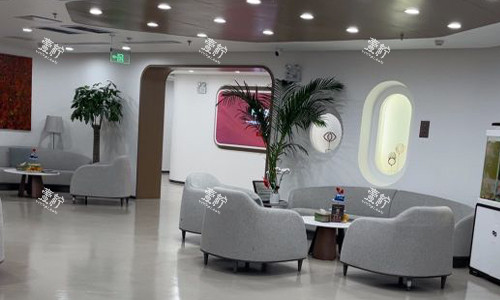 北京丰联丽格医疗美容大厅等待区.jpg