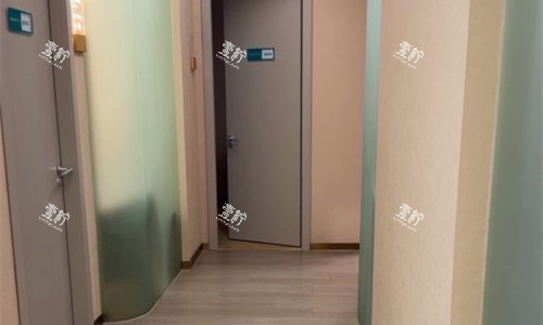 长沙爱思特整形诊室门口图.jpg 长沙爱思特整形诊室门口图.jpg