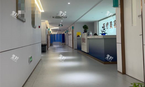 厦门天伦整形走廊图.jpg 厦门天伦整形走廊图.jpg