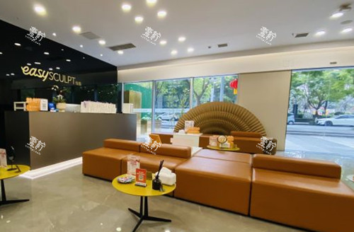 成都怡脂医院抽脂咋样，和成都其他医院比选哪个更划算