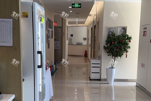 术后第3天，爷爷在天津南开区爱齿口腔医院种植牙全流程记录，疼不疼才是关心的重点