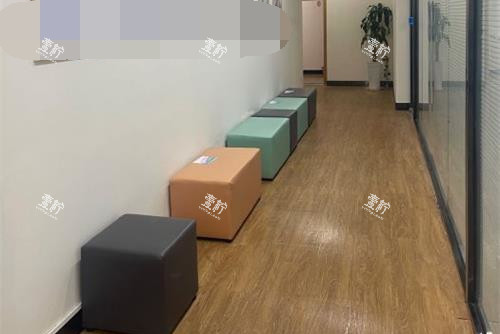 北京科智口腔门诊休息区.jpg