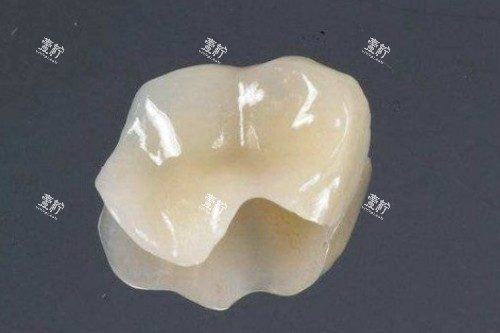 补牙材料卡通图.jpg 补牙材料卡通图.jpg