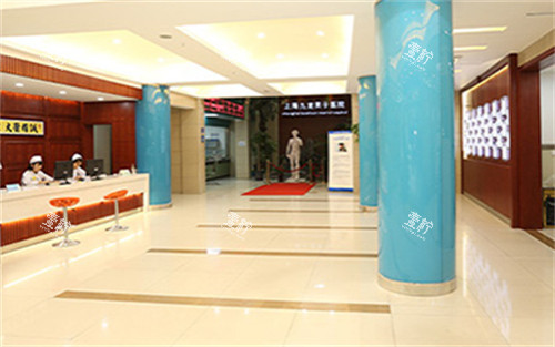 上海九龙医院大厅.jpg 上海九龙医院大厅.jpg