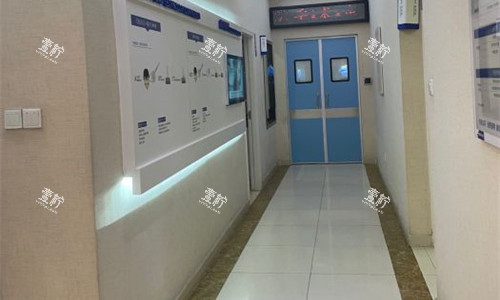 成都大麦植发走廊图.jpg