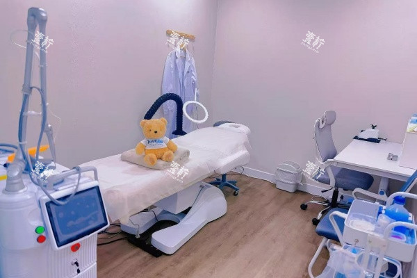香港Medigood医道好医疗美容治疗室.jpg