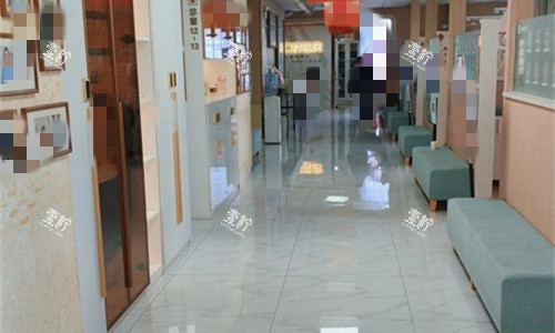合肥蜀山区靓美口腔走廊图.jpg 合肥蜀山区靓美口腔走廊图.jpg