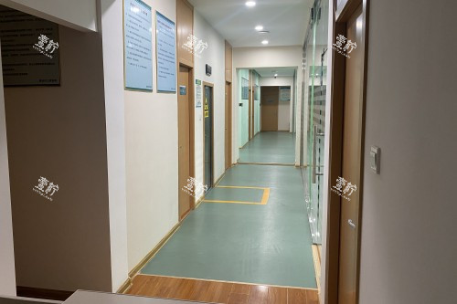 宣城市口腔医院走廊.jpg 宣城市口腔医院走廊.jpg
