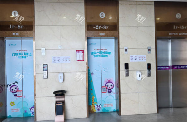 徐州和平妇产医院电梯.jpg 徐州和平妇产医院电梯.jpg