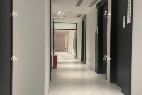 三亚瑞希医疗美容医院走廊.jpg