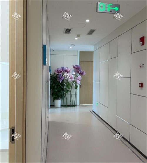 杭州颜星晶致医疗美容走廊图.jpg 杭州颜星晶致医疗美容走廊图.jpg