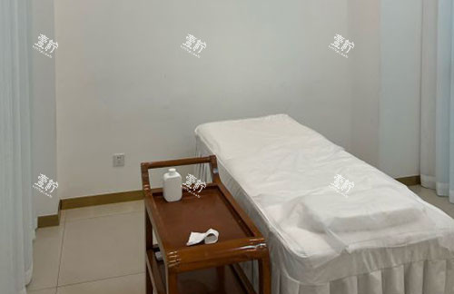 苏州卫康美容医院皮肤护理室.jpg 苏州卫康美容医院皮肤护理室.jpg
