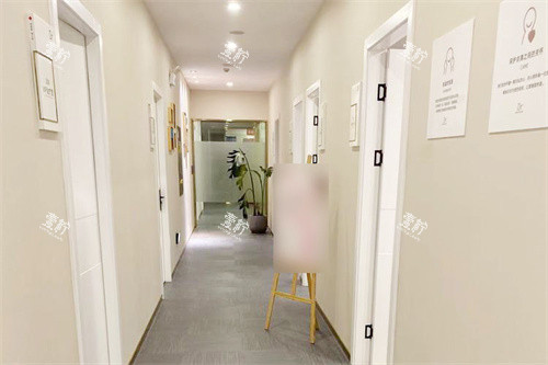 长沙脸博士医疗美容走廊.jpg 长沙脸博士医疗美容走廊.jpg