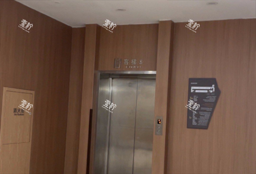 北京嘉禾医疗美容电梯环境.png