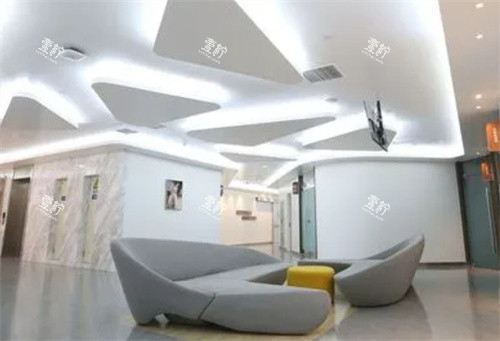 北京联合丽格整形休息区.jpg