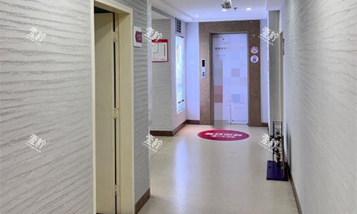 深圳瑞芙臣医疗美容走廊图.jpg