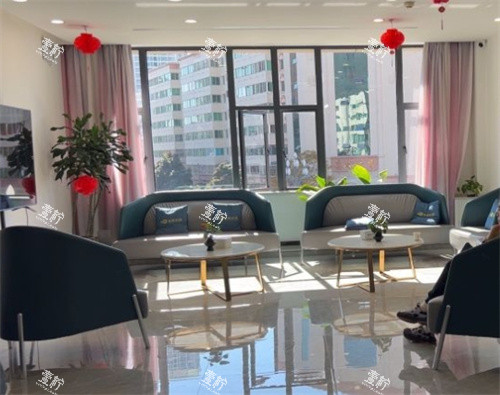 云南昆明长鹏口腔连锁地址在哪里？沃牙小程序查路线，10家分院位置分布一目了然