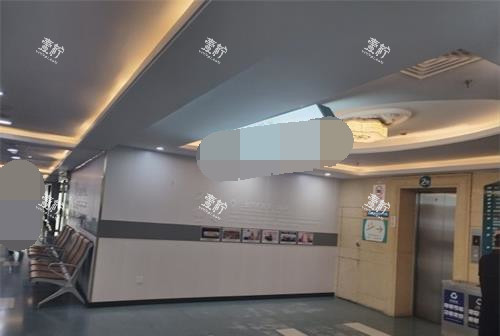 上海宏康医院内部环境.jpg