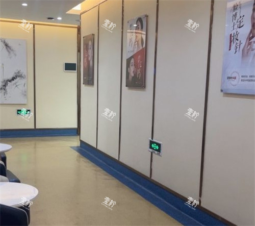 厦门脸博士医疗美容医院走廊环境图片.jpg