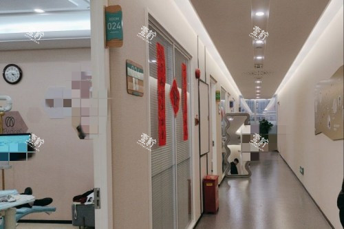 上海拜博口腔走廊.jpg