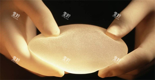 隆胸硅胶假体.jpg