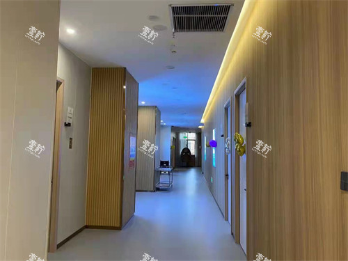濮阳亚星智美医疗美容走廊环境.jpg