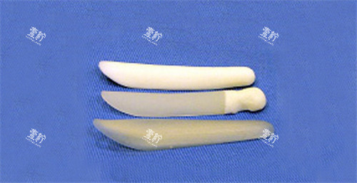 不同的隆鼻材料.jpg 不同的隆鼻材料.jpg