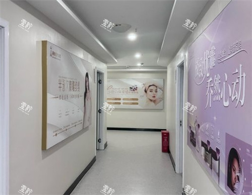 重庆薇雅医疗美容走廊.jpg 重庆薇雅医疗美容走廊.jpg