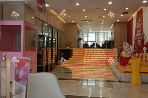 兰州时光激光整形医院内部大厅环境示意图.jpg